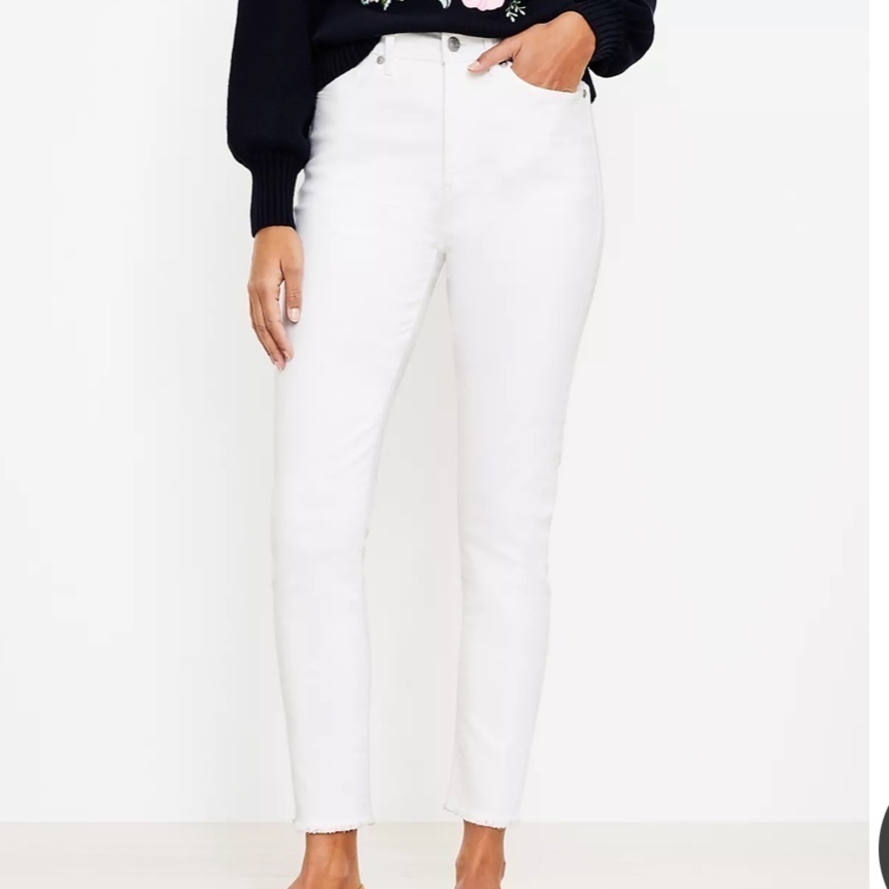 COMUNE Mid Rise Jeans